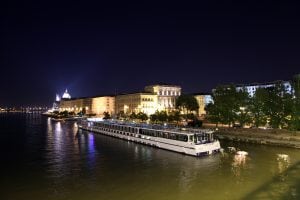 boat in budapest